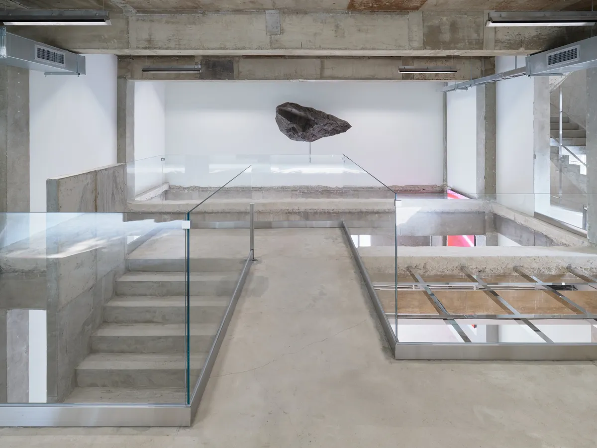 COOR Seongsu flagship store architectural interior designed by ATELIER KHJ