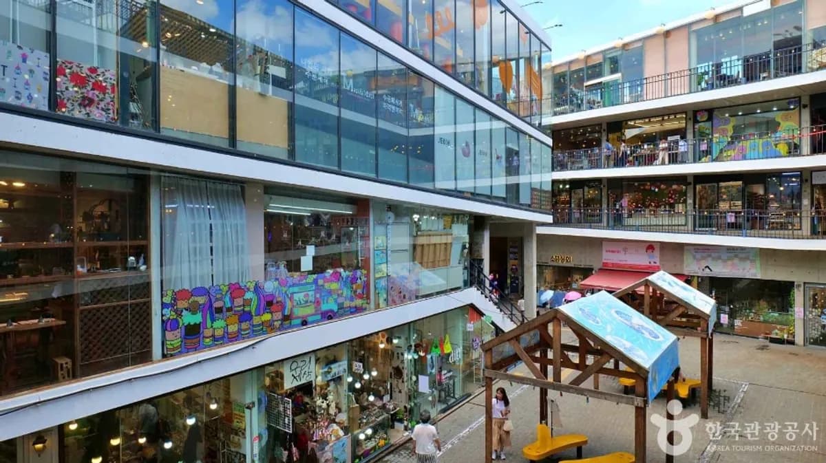 Ssamziegil interior courtyard with craft shops